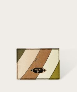 Wavecast.shop179b4a9703 1